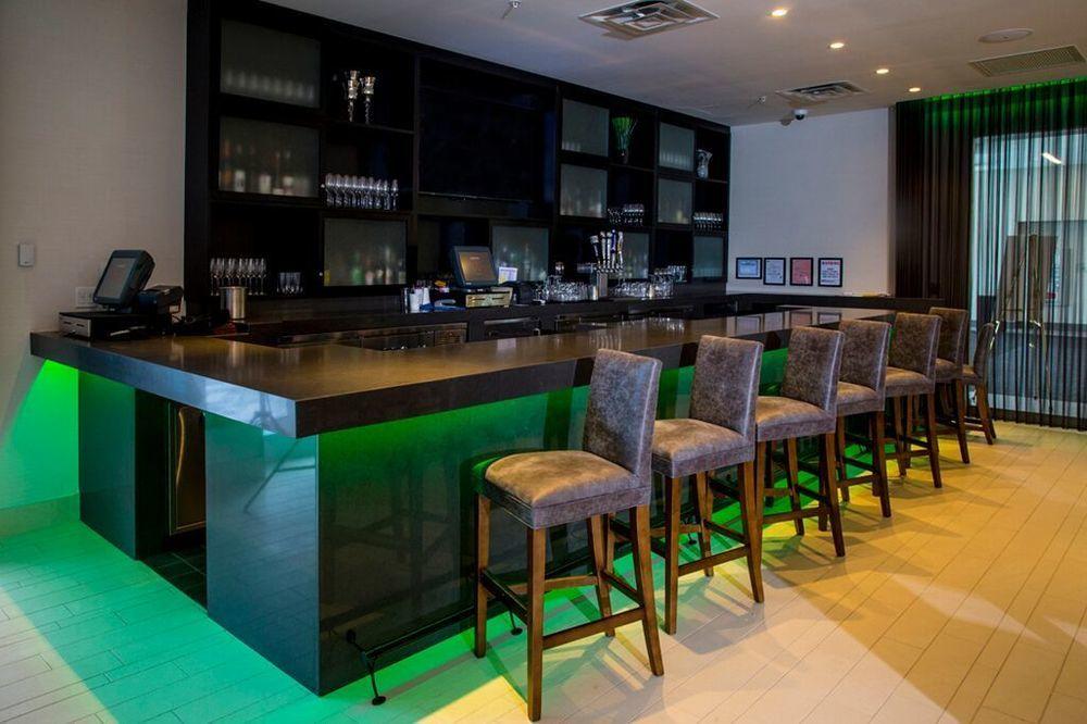 By Marriott The Bronx At Metro Center Atrium Nova York